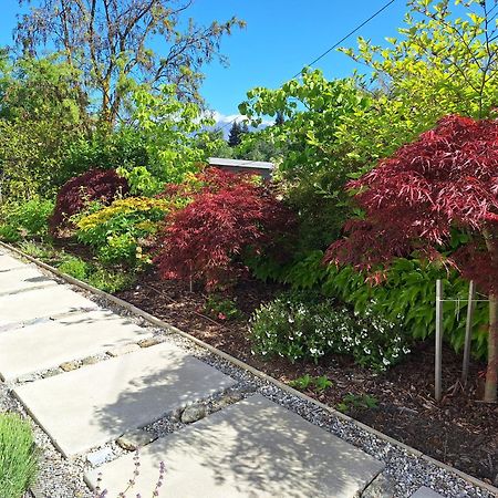 Kowhai Studio -Private Opposite Golf Course In Central Уанака Екстериор снимка